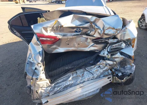 2022 Toyota Camry Xle Hybrid z USA, uszkodzony, nr VIN 4T1F31AK9NU576219